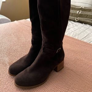 Dark Brown Size: 12 Knee Length Boots